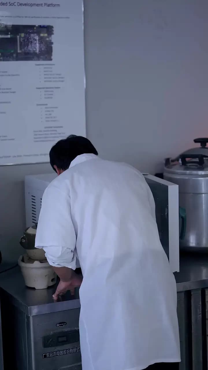 Episode Cover
