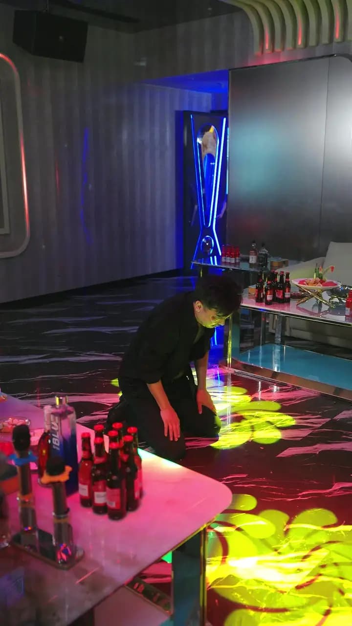 Episode Cover