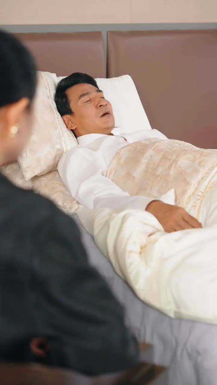 Episode Cover