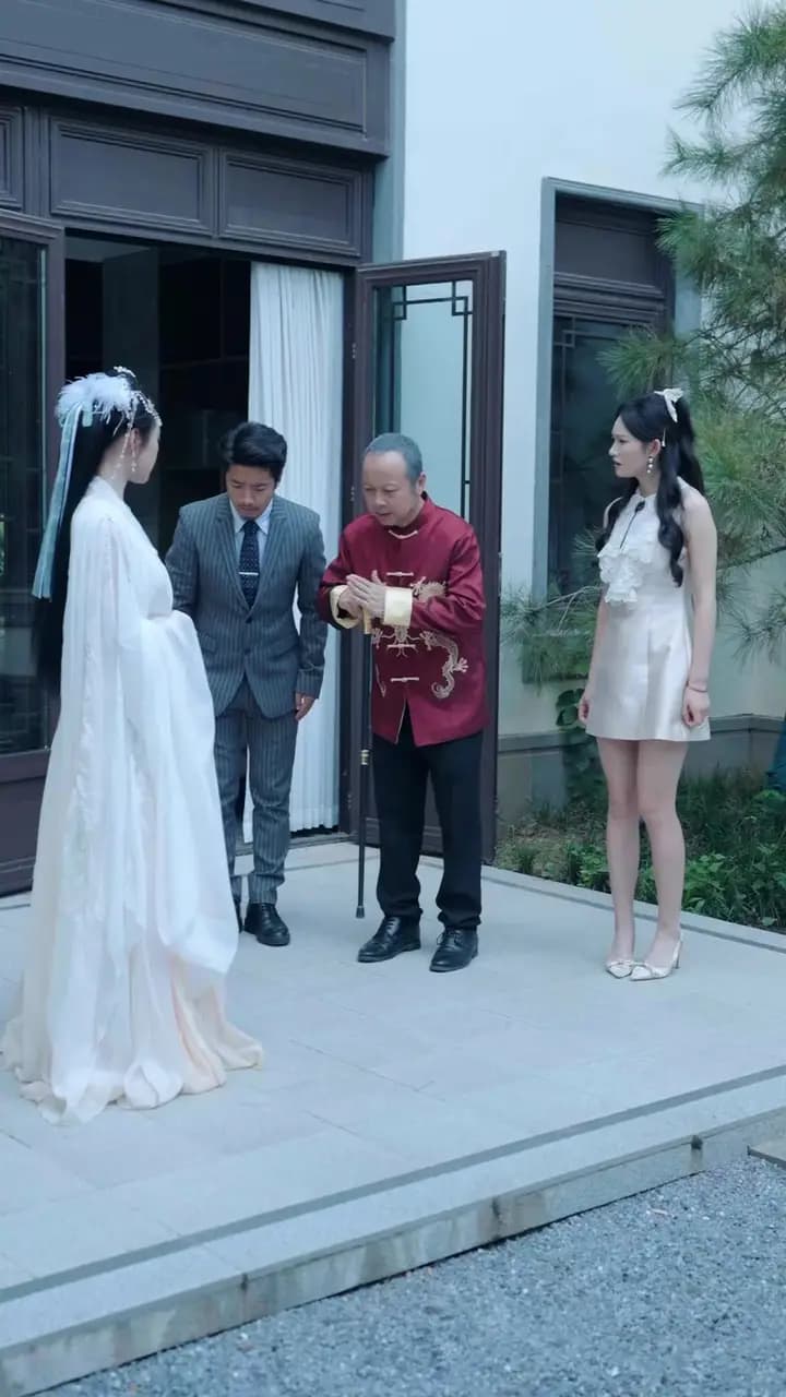 Episode Cover