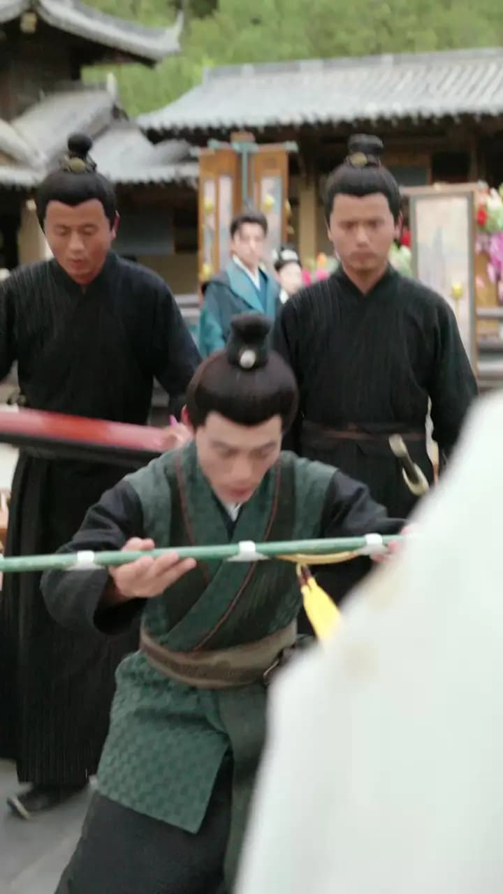 Episode Cover