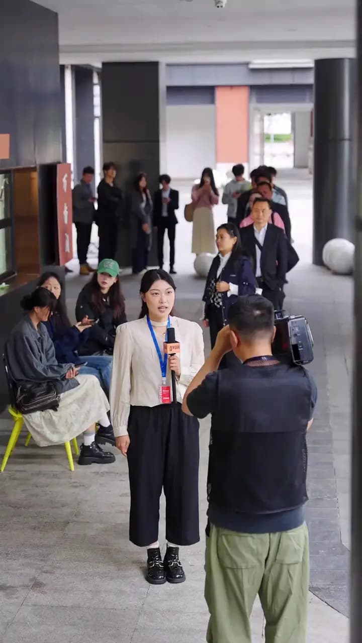 Episode Cover
