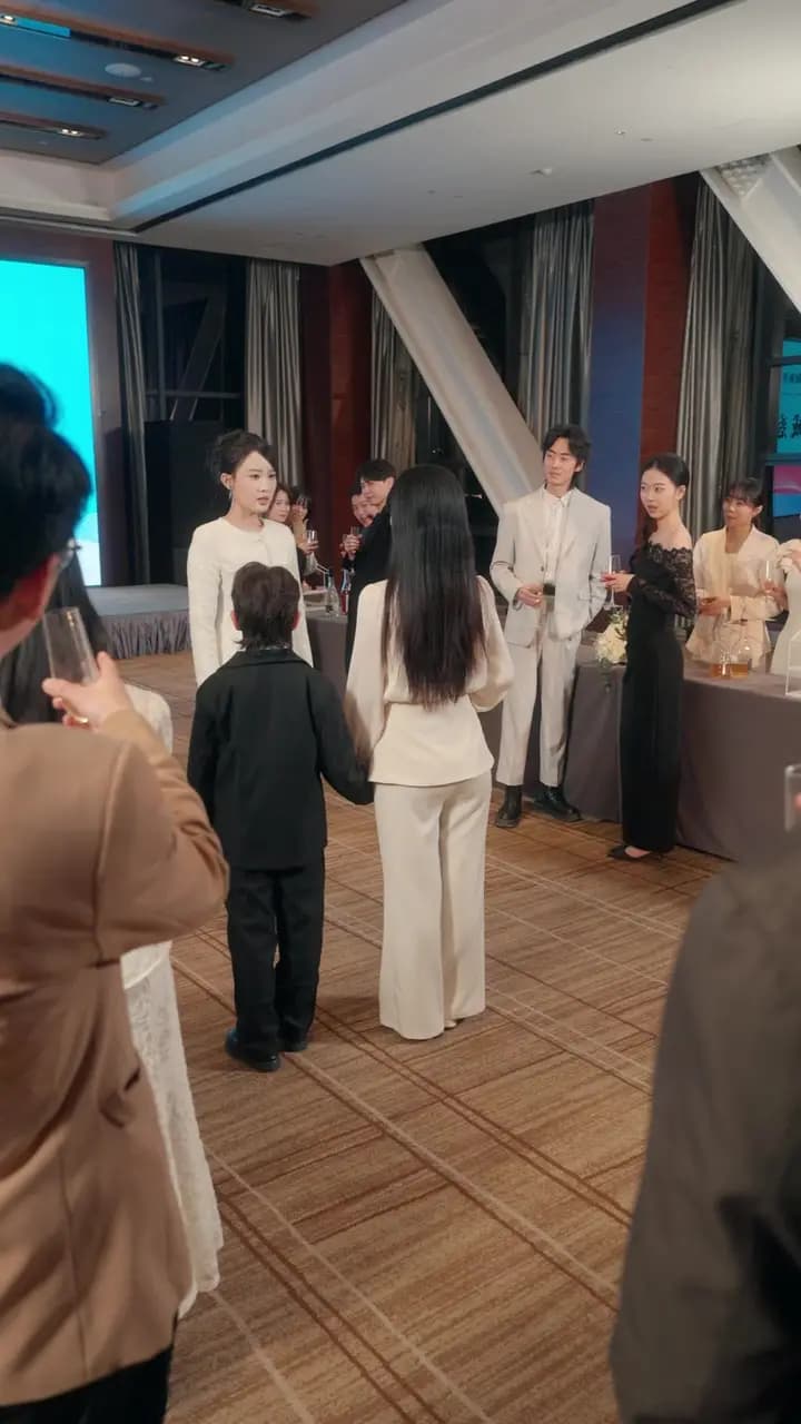 Episode Cover