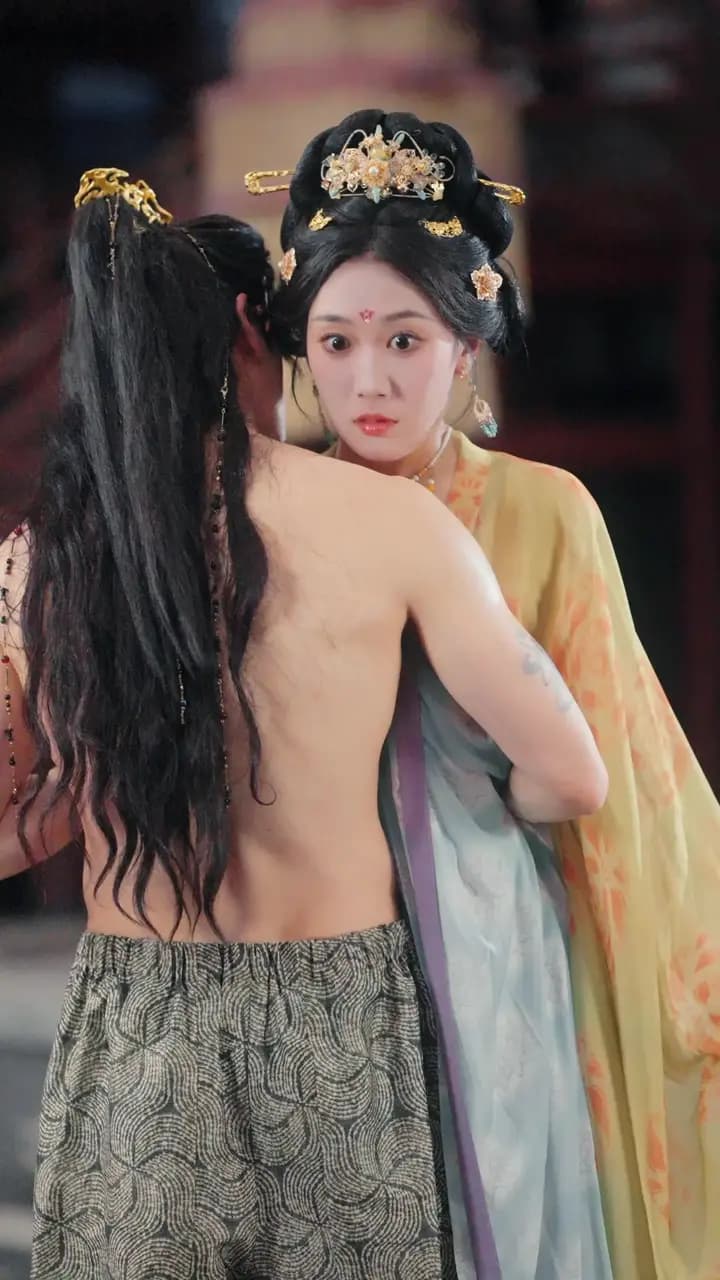 Episode Cover